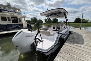 22ft Axopar Yacht For Sale