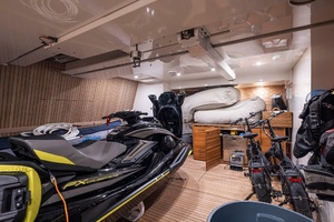 SOFI VI 120ft Sanlorenzo Yacht For Sale