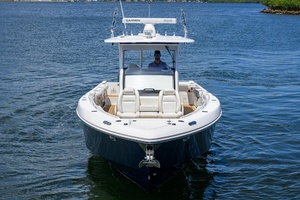 35ft Everglades Yacht For Sale