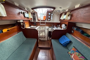 Petrel 30ft Cape Dory Yacht For Sale