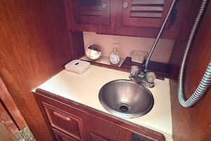 Petrel 30ft Cape Dory Yacht For Sale