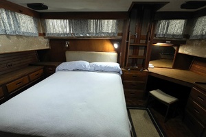 Inspeyered 2 46ft Grand Banks Yacht For Sale