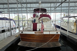 Inspeyered 2 46ft Grand Banks Yacht For Sale