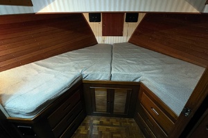 Inspeyered 2 46ft Grand Banks Yacht For Sale