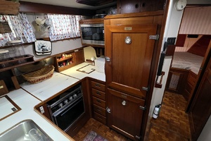 Inspeyered 2 46ft Grand Banks Yacht For Sale