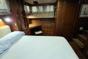 Inspeyered 2 46ft Grand Banks Yacht For Sale