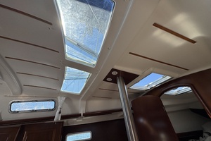 33ft Beneteau Yacht For Sale