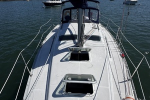 33ft Beneteau Yacht For Sale