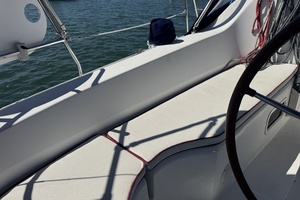 33ft Beneteau Yacht For Sale