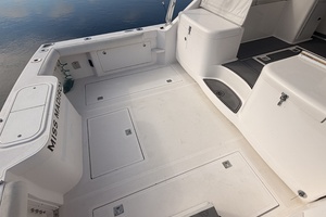 Miss Madison 35ft Cabo Yacht For Sale