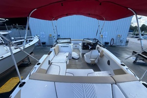 Wake N Lake 20ft Glastron Yacht For Sale