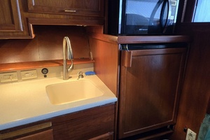WHITE LIGHENING 42ft Ocean Yachts Yacht For Sale