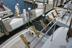 WHITE LIGHENING 42ft Ocean Yachts Yacht For Sale