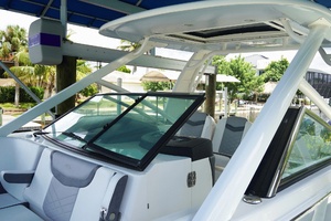 28ft Chaparral Yacht For Sale