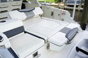 28ft Chaparral Yacht For Sale