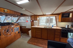 Sun Glo 42ft Cruise A Home Yacht For Sale