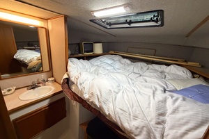 Sun Glo 42ft Cruise A Home Yacht For Sale
