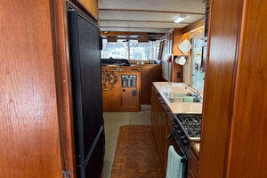 Sun Glo 42ft Cruise A Home Yacht For Sale