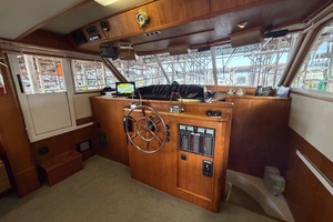 Sun Glo 42ft Cruise A Home Yacht For Sale
