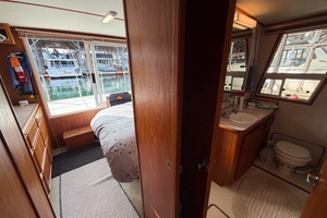 Sun Glo 42ft Cruise A Home Yacht For Sale