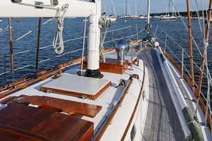 MOONLIGHT 40ft Hinckley Yacht For Sale