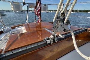 MOONLIGHT 40ft Hinckley Yacht For Sale