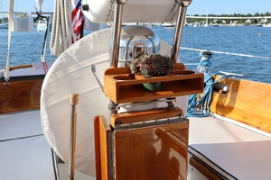MOONLIGHT 40ft Hinckley Yacht For Sale