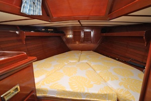MOONLIGHT 40ft Hinckley Yacht For Sale