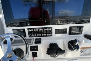 28ft Sea Fox Yacht For Sale