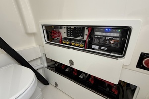 30ft Regulator Yacht For Sale