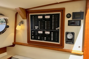 TONIC 33ft Fortier Yacht For Sale