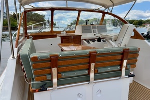 TONIC 33ft Fortier Yacht For Sale
