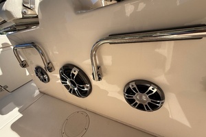 30ft Grady White Yacht For Sale
