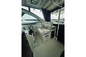 Reel Music II 33ft Pursuit Yacht For Sale