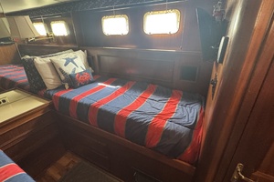 3 Little Birds 53ft Hatteras Yacht For Sale
