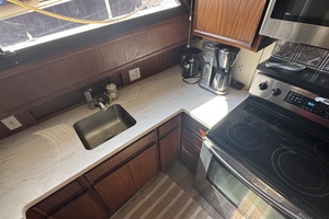 3 Little Birds 53ft Hatteras Yacht For Sale