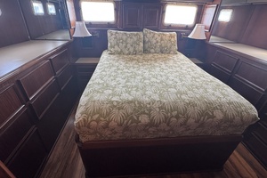 3 Little Birds 53ft Hatteras Yacht For Sale