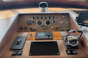 3 Little Birds 53ft Hatteras Yacht For Sale