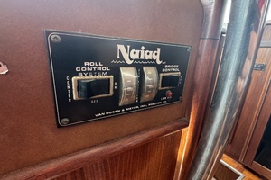 3 Little Birds 53ft Hatteras Yacht For Sale