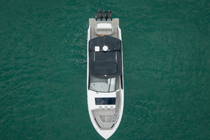 50FT (15.24M) CRUISERS YACHTS