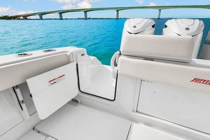 URSUS 34ft Jupiter Yacht For Sale