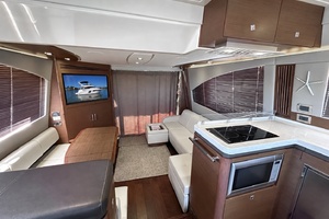 51FT (15.54M) SEA RAY