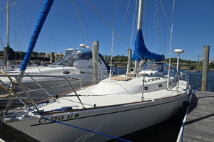 ELIXIR 37ft Pearson Yacht For Sale