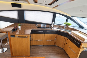 Thinks It s His 65ft Sea Ray Yacht For Sale