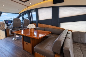 Thinks It s His 65ft Sea Ray Yacht For Sale