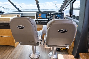 Thinks It s His 65ft Sea Ray Yacht For Sale