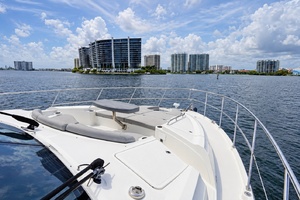 Thinks It s His 65ft Sea Ray Yacht For Sale