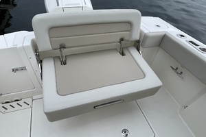 24ft Boston Whaler Yacht For Sale