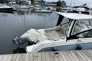 24ft Boston Whaler Yacht For Sale