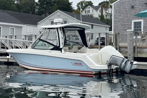 24ft Boston Whaler Yacht For Sale